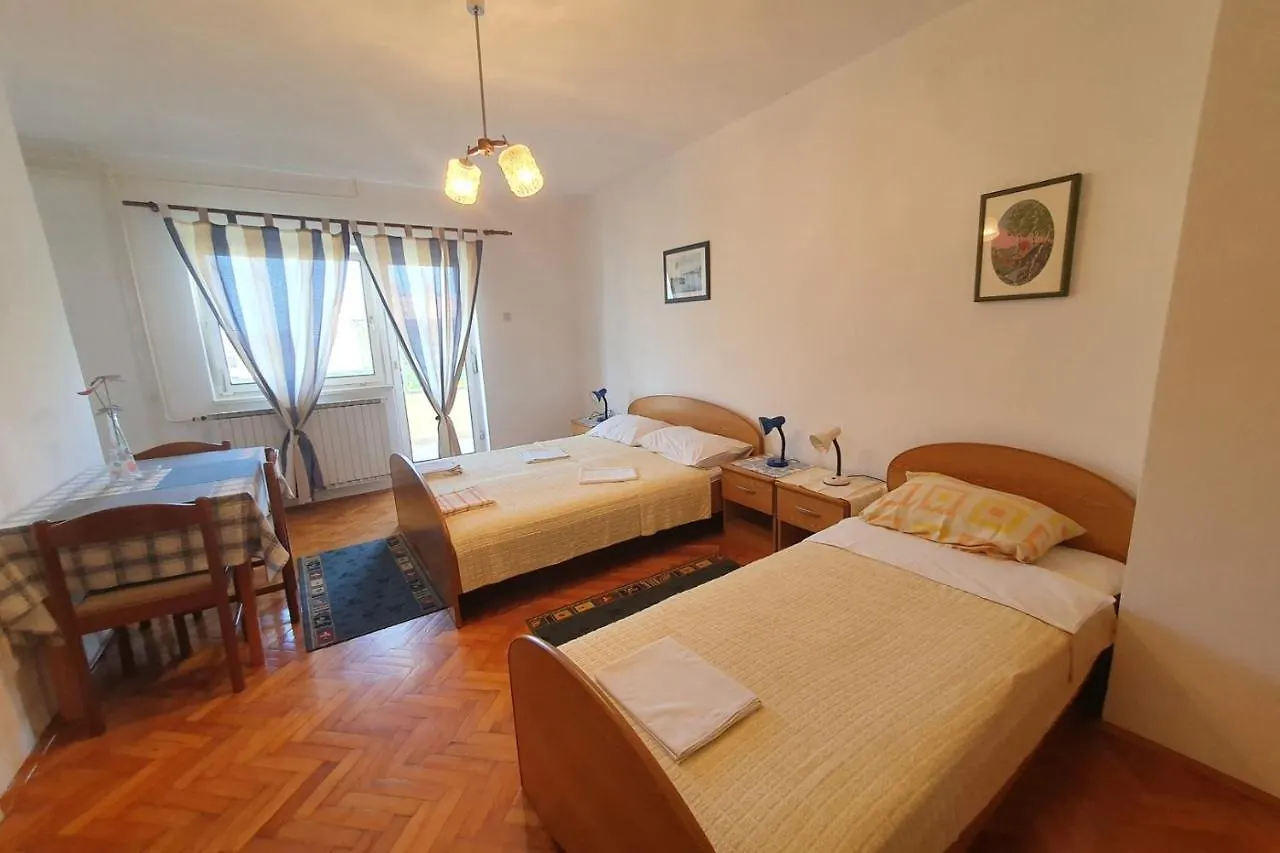 Apartments Ritosa Spadici Beach Area 波雷奇