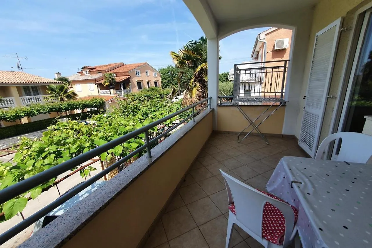 Apartments Ritosa Spadici Beach Area 波雷奇