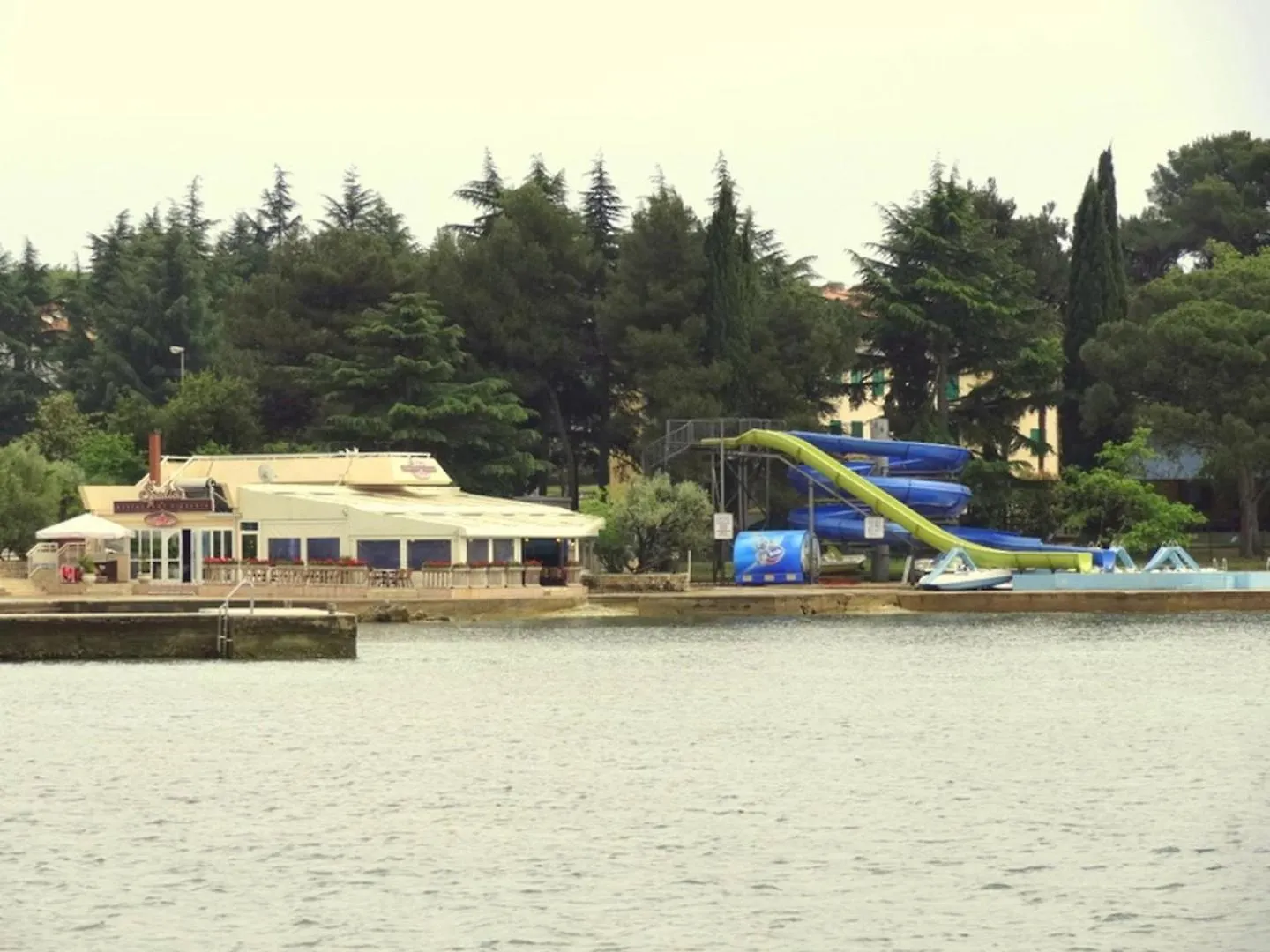 Apartments Ritosa Spadici Beach Area 波雷奇
