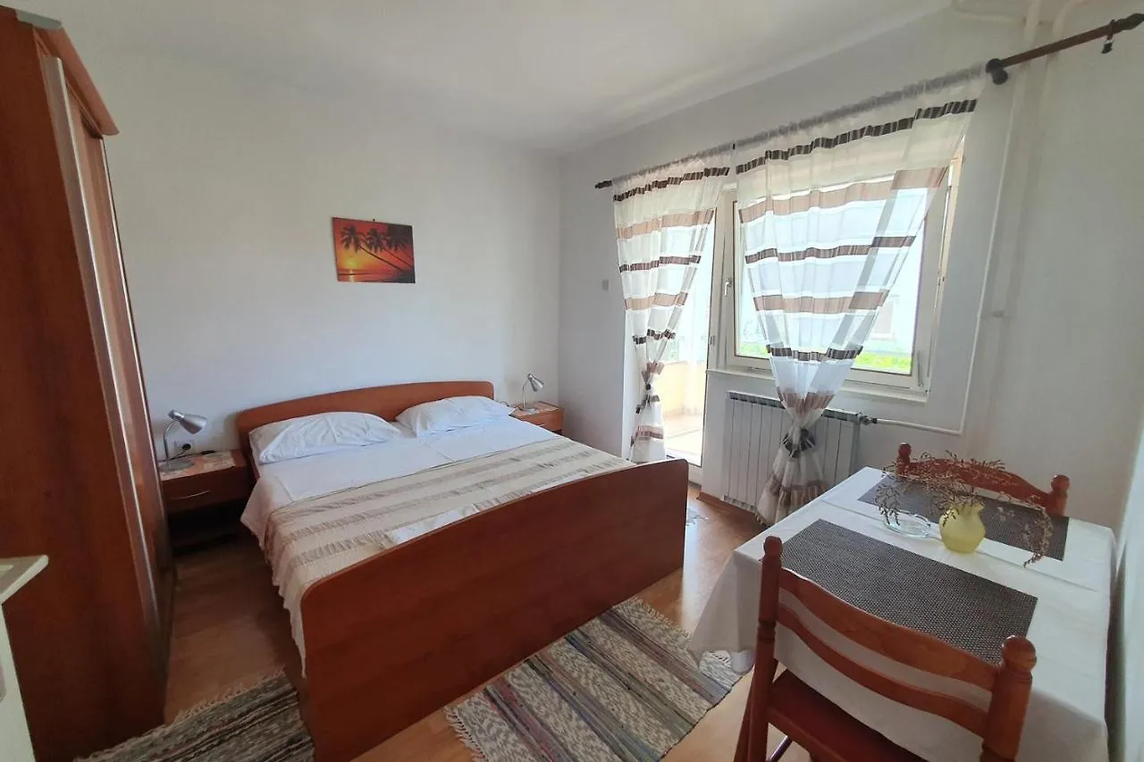 Гостевой дом Apartments Ritosa Spadici Beach Area Пореч